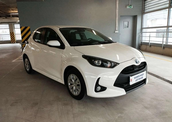 Toyota Yaris cena 94900 przebieg: 169, rok produkcji 2023 z Poznań małe 232